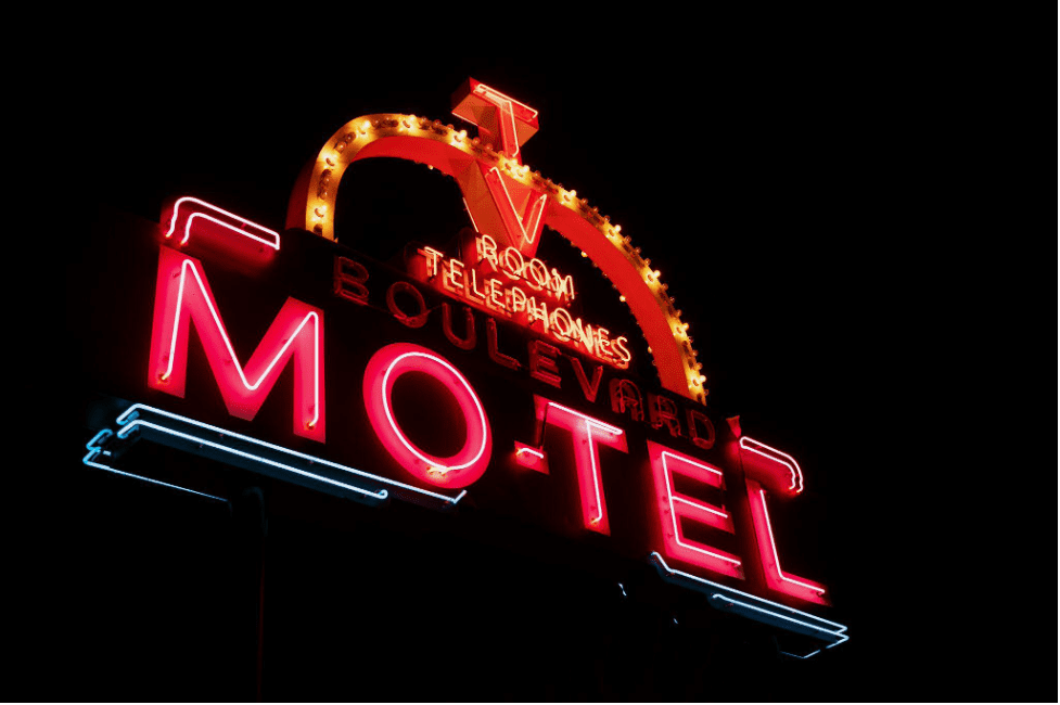 Neon Lights Made a Remarkable Comeback in the Signage Industry