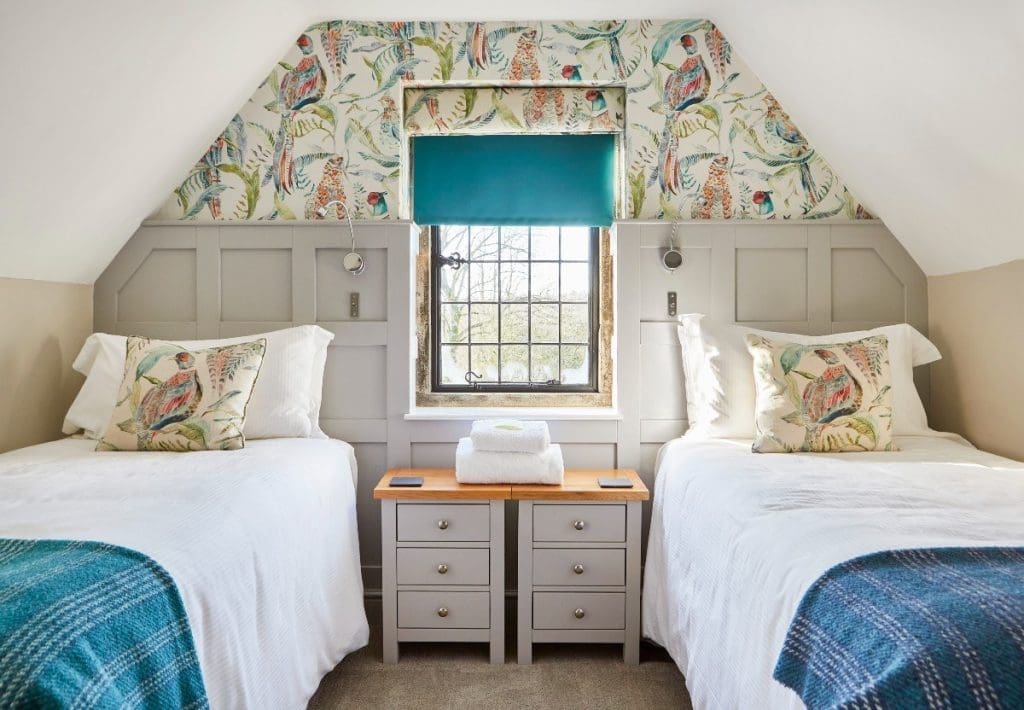 Two Beds In One Small Room: 16 Styling Ideas