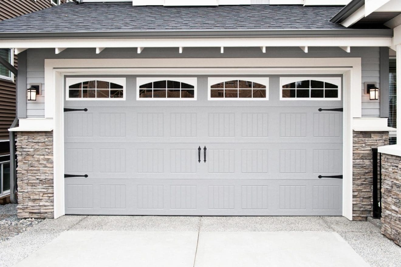 12 Best Garage Door Paint Color Ideas