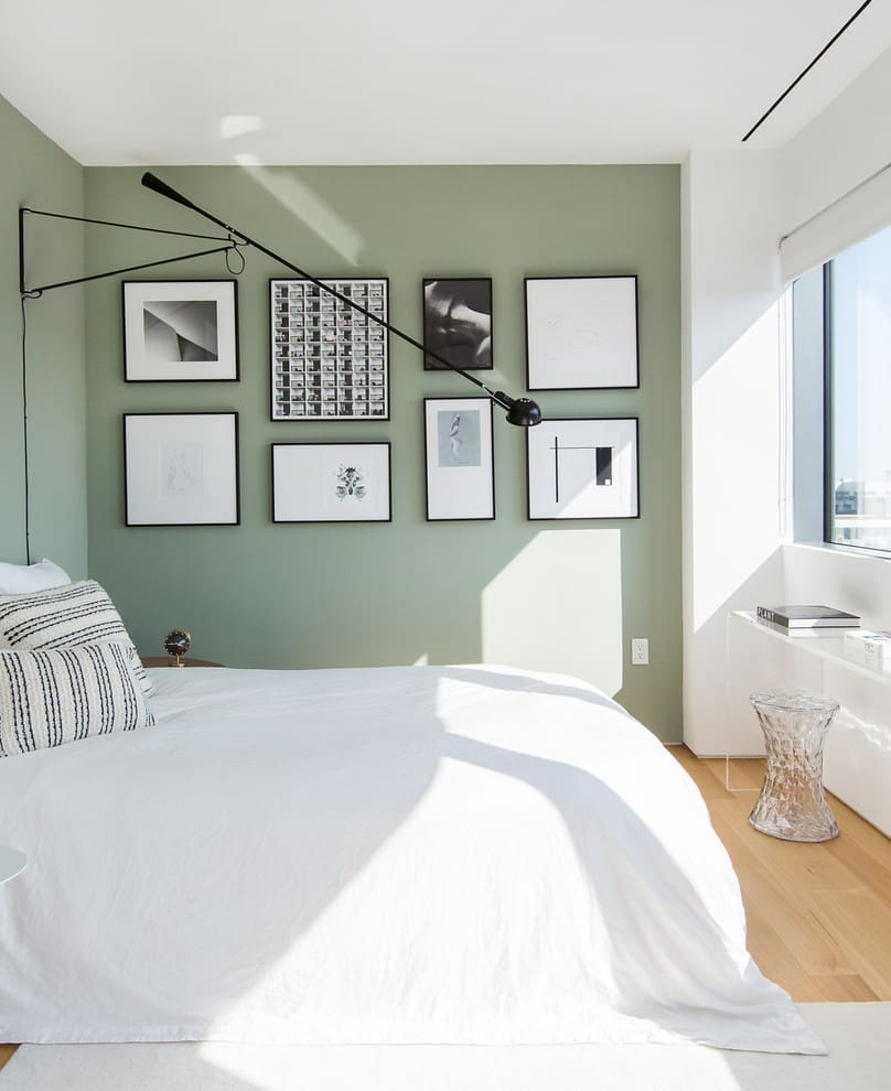 25 Sage Green Bedrooms That Are So Calming