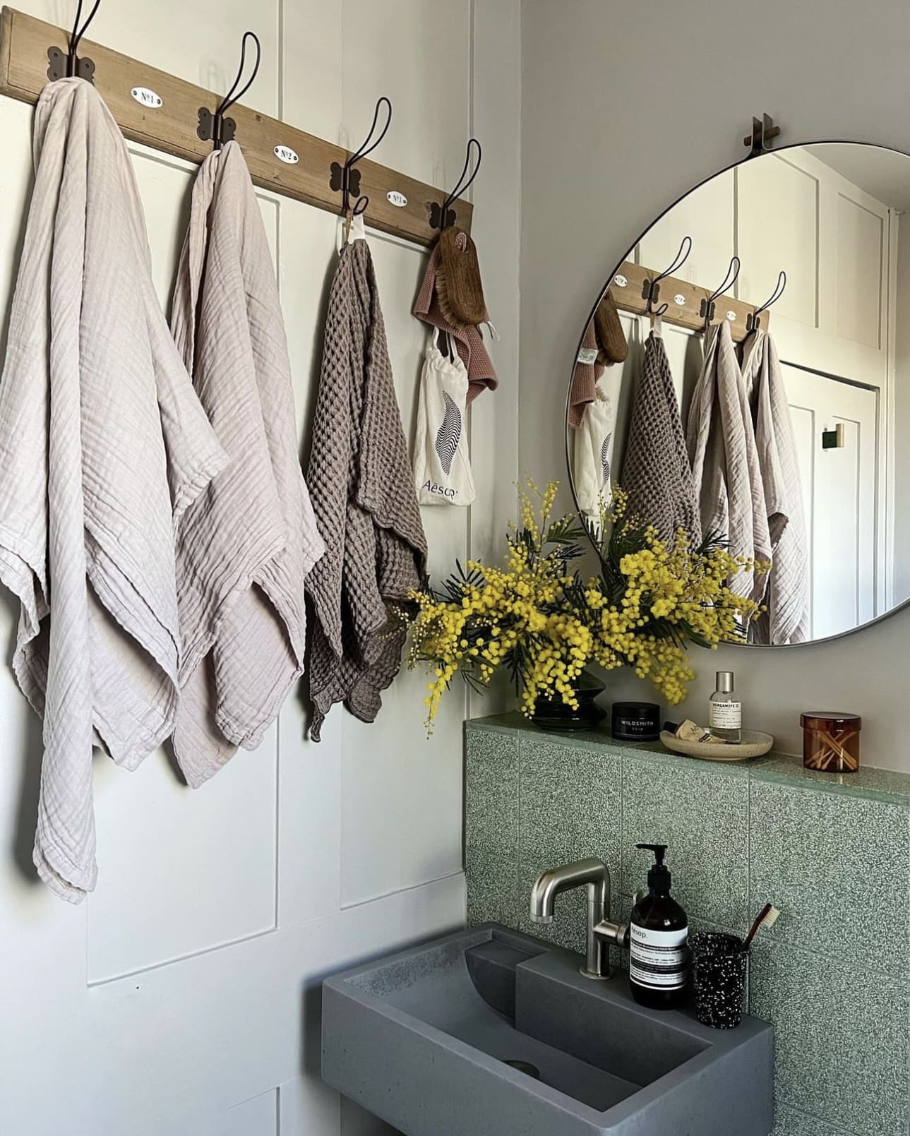 40 Sage Green Bathroom Ideas