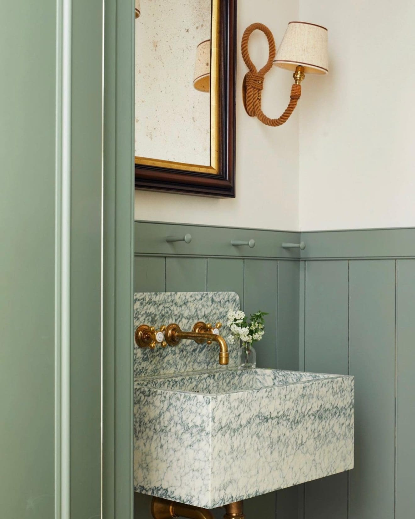 40 Soothing Sage Green Bathroom Ideas You'll Love