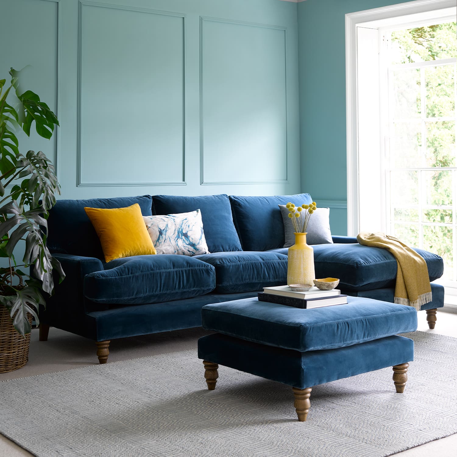 Colour Schemes to go with Blue Sofa, what colours go with blue sofa