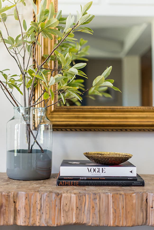 Entryway Table Decor 