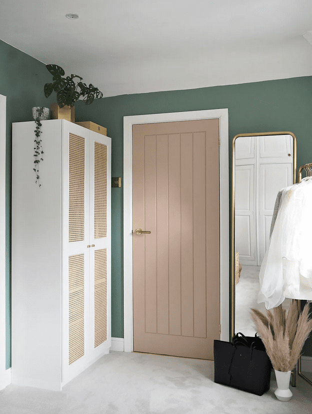 thebestpinkpaintcolours Pink and Green Bedroom,sage green and pink bedroom