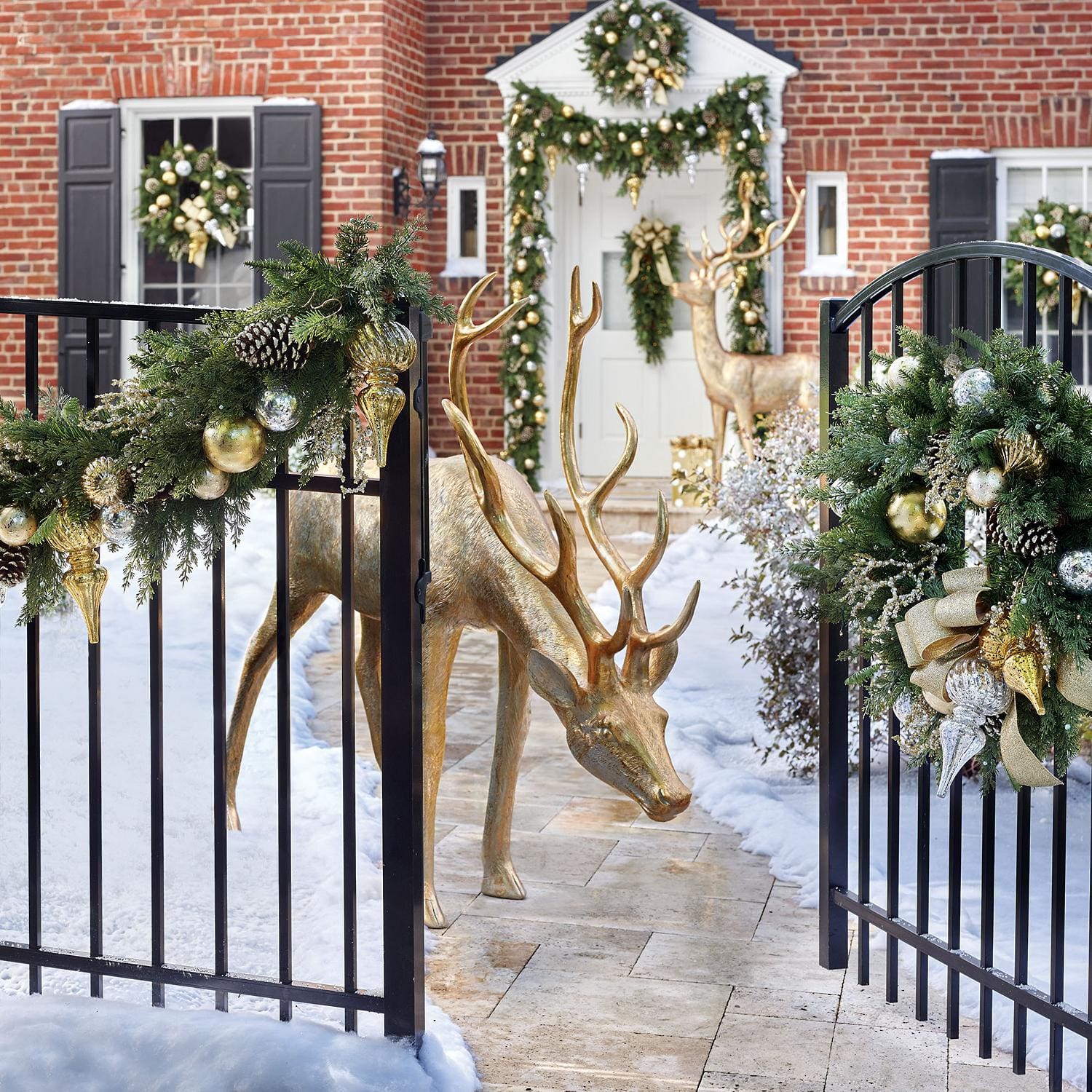 168589 alt1 Christmas Front Door Decor