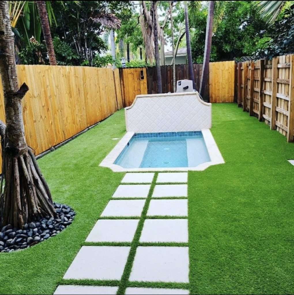 20 Best Artificial Grass Around Pool Ideas