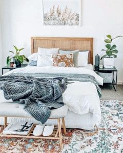 29 Soothing Coastal Bedroom Ideas For A Lush Escape
