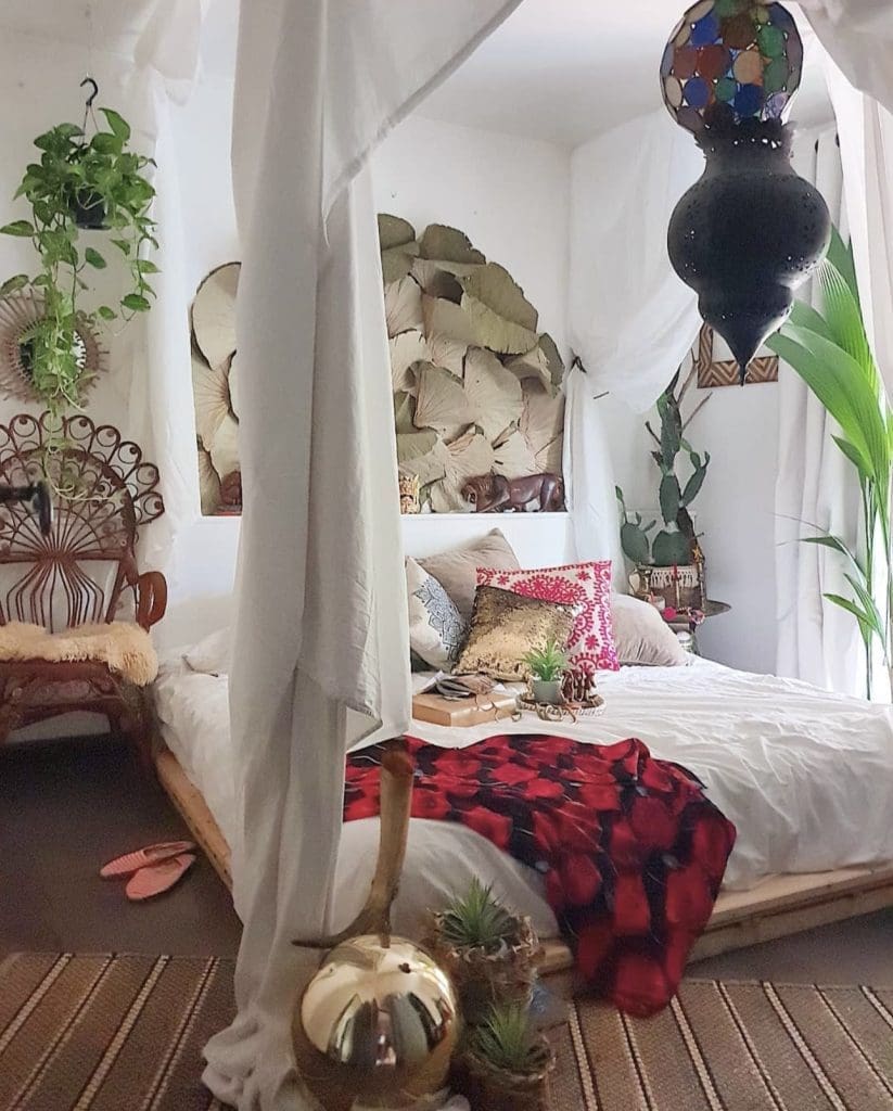 22 Best Bohemian Bedroom Ideas to Inspire You