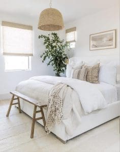 29 Soothing Coastal Bedroom Ideas For A Lush Escape