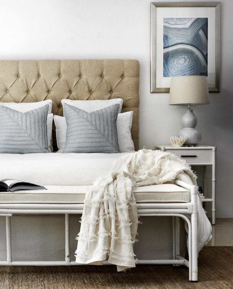 29 Soothing Coastal Bedroom Ideas For A Lush Escape