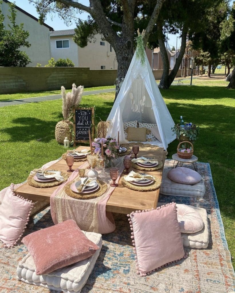 34 Best Backyard Graduation Party Ideas