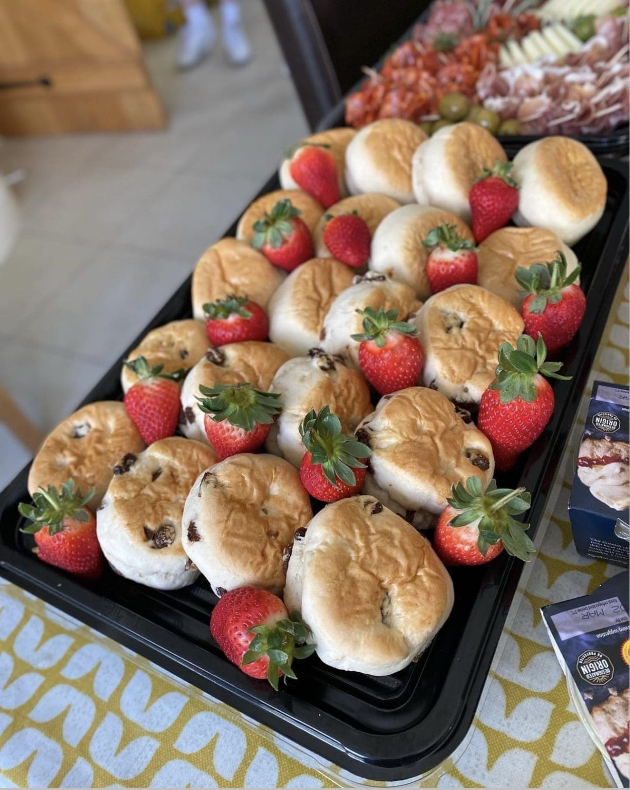 27 Easy and Delicious Pool Party Food Ideas