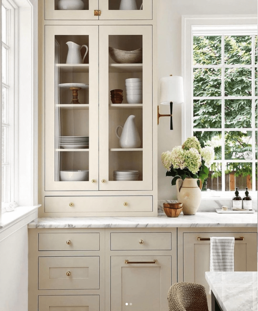 24 Best Cream Kitchen Cabinets to Inspire You