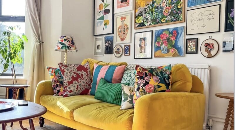 Small Apartment Living Room Decor Ideas