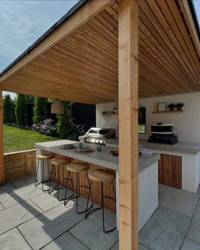 28 Best Outdoor Kitchen Ideas to Elevate Your Backyard