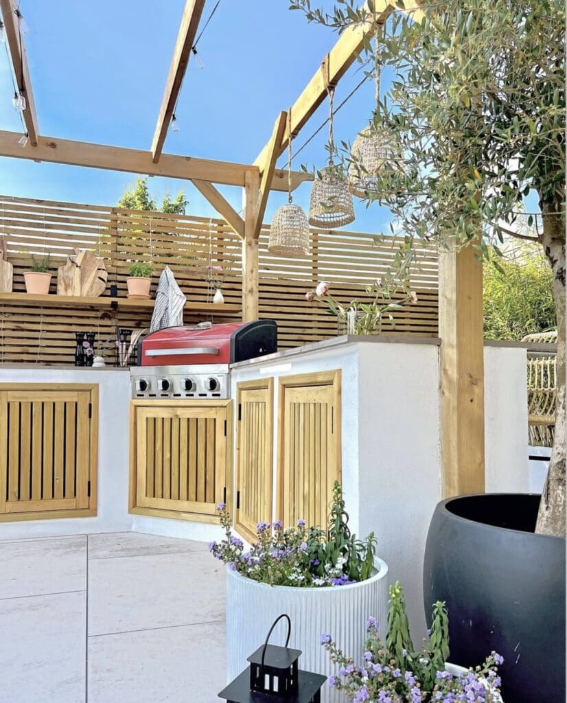 28 Best Outdoor Kitchen Ideas to Elevate Your Backyard