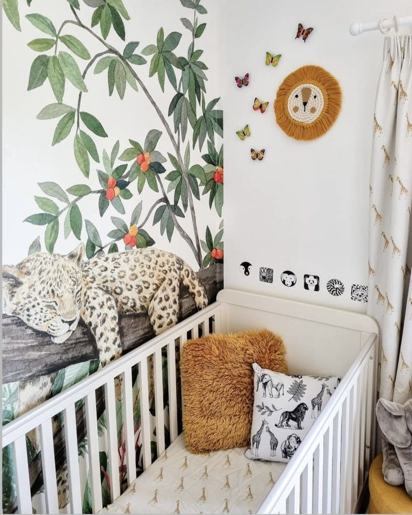 24 Super Cool Safari Nursery Decor