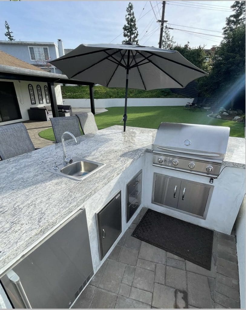 28 Best Outdoor Kitchen Ideas to Elevate Your Backyard
