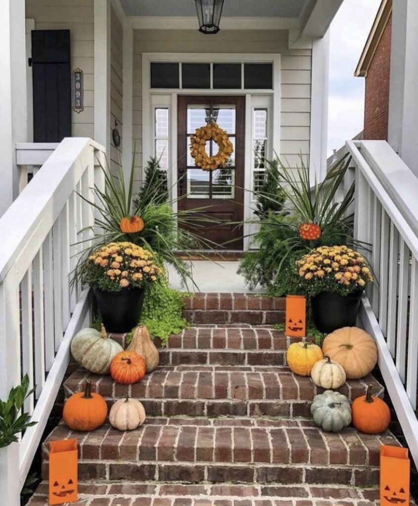 27 Best Fall Front Porch Decor Ideas to Inspire You