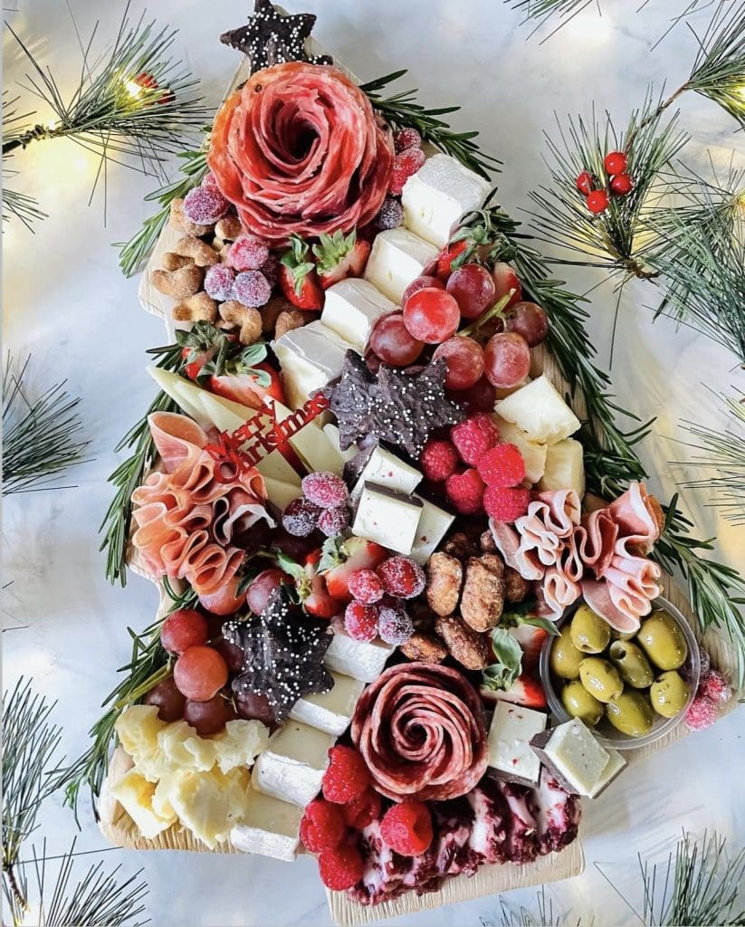 37 Creative Christmas Charcuterie Board Ideas