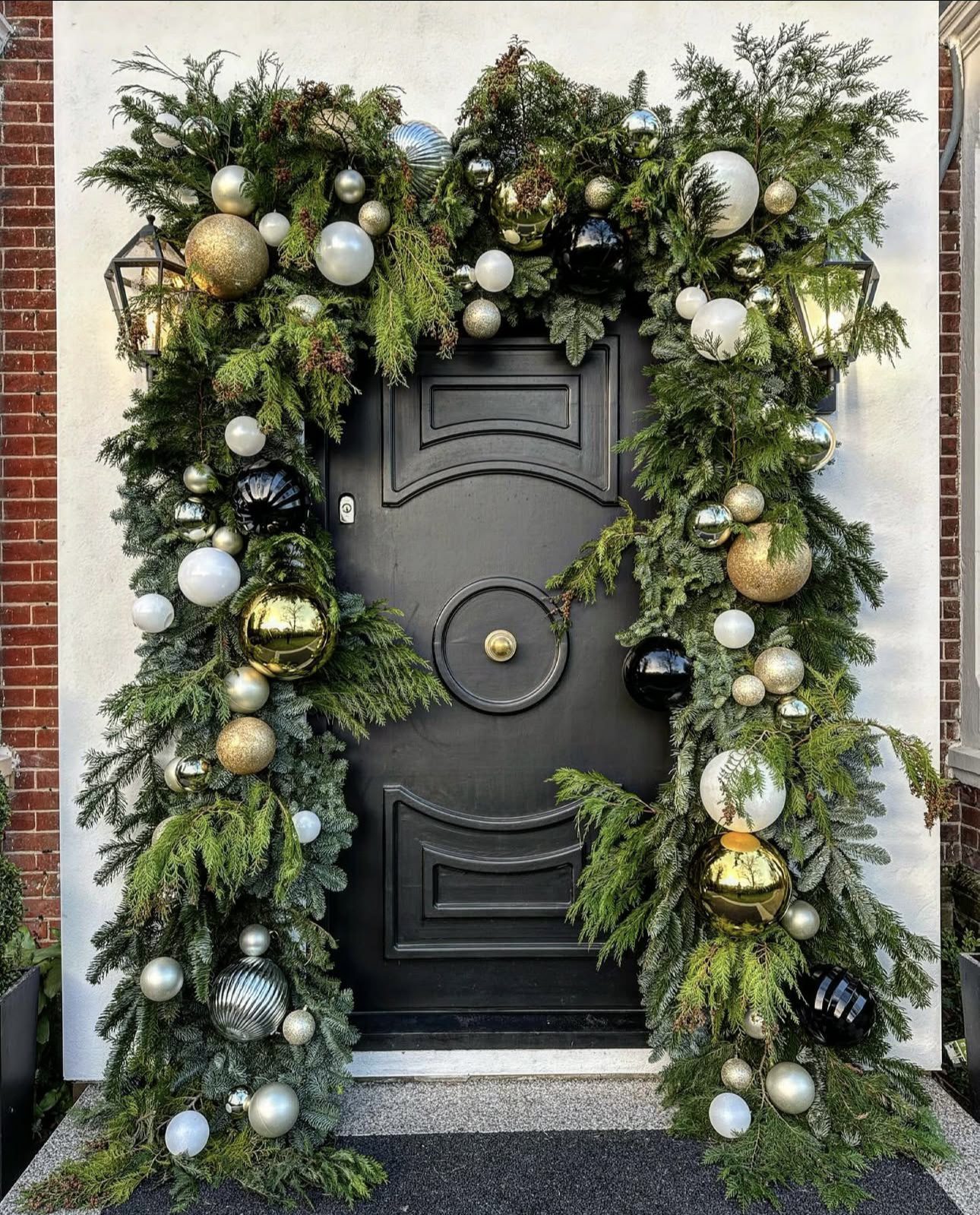 IMG 8385 Christmas Front Door Decor