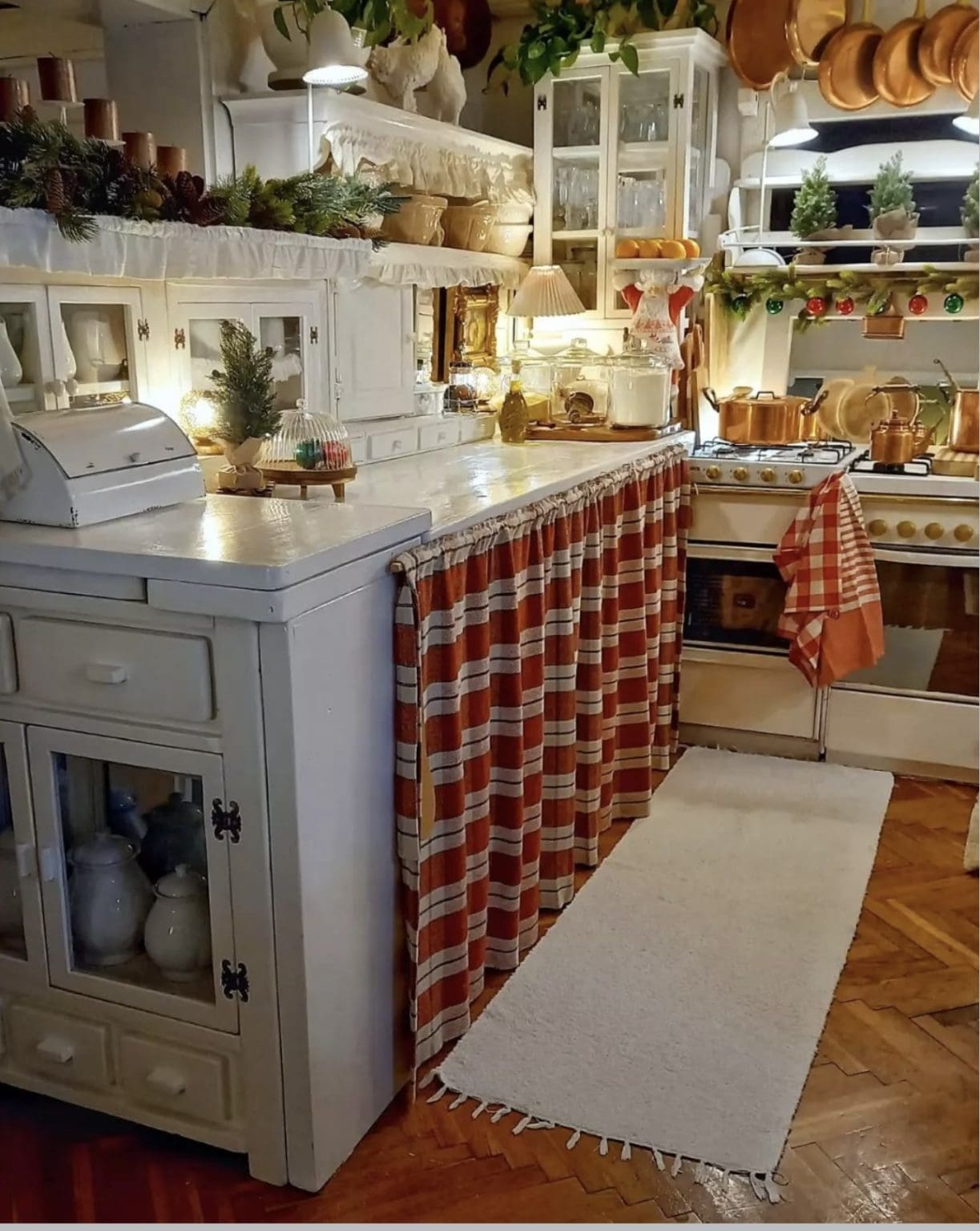 40 Farmhouse Christmas Decor Ideas for a Rustic Holiday Charm