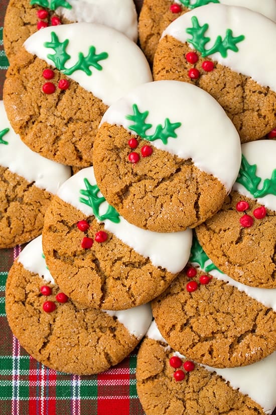 white chocolate dipped ginger cookies6 srgb Christmas Cookie Recipes