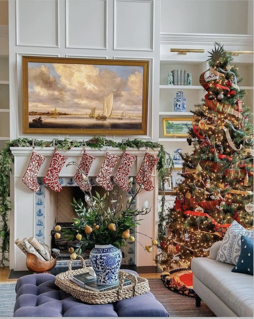 30 Best Christmas Living Room Decor Ideas to Inspire You