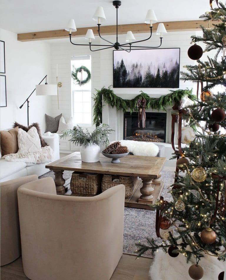 30 Best Christmas Living Room Decor Ideas to Inspire You