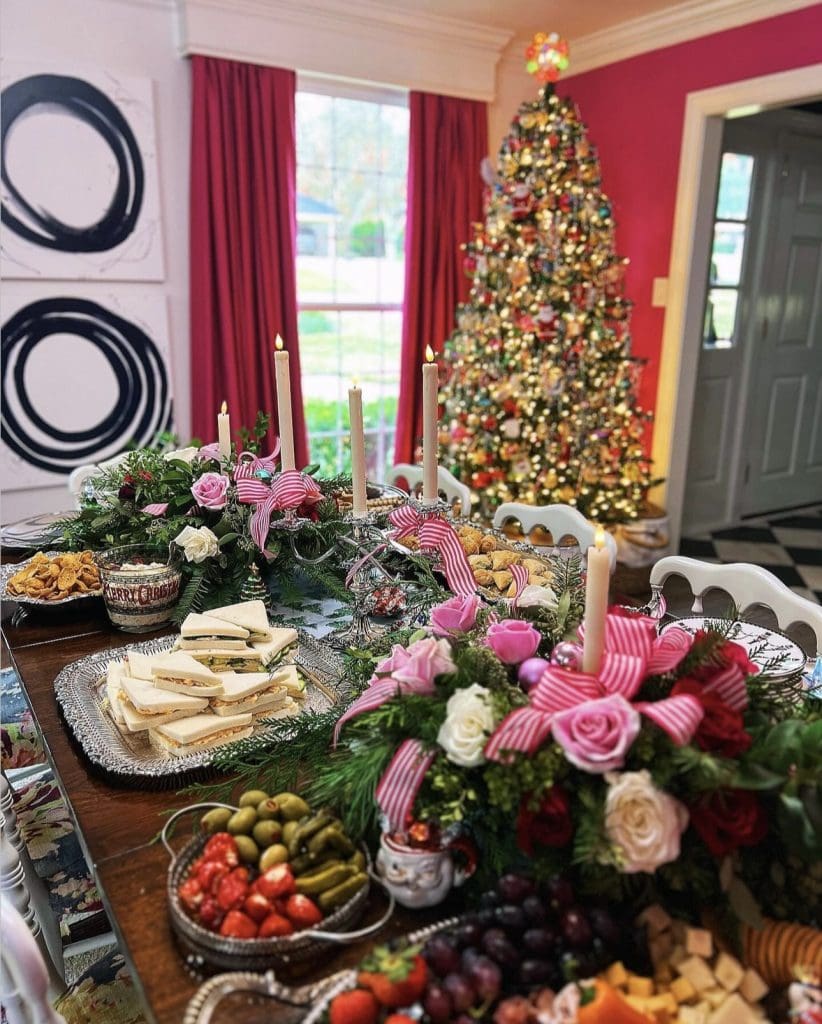 29 Best Christmas Party Ideas For A Jolly Good Time 29-best-christmas-party-ideas-for-a-jolly-good-time
