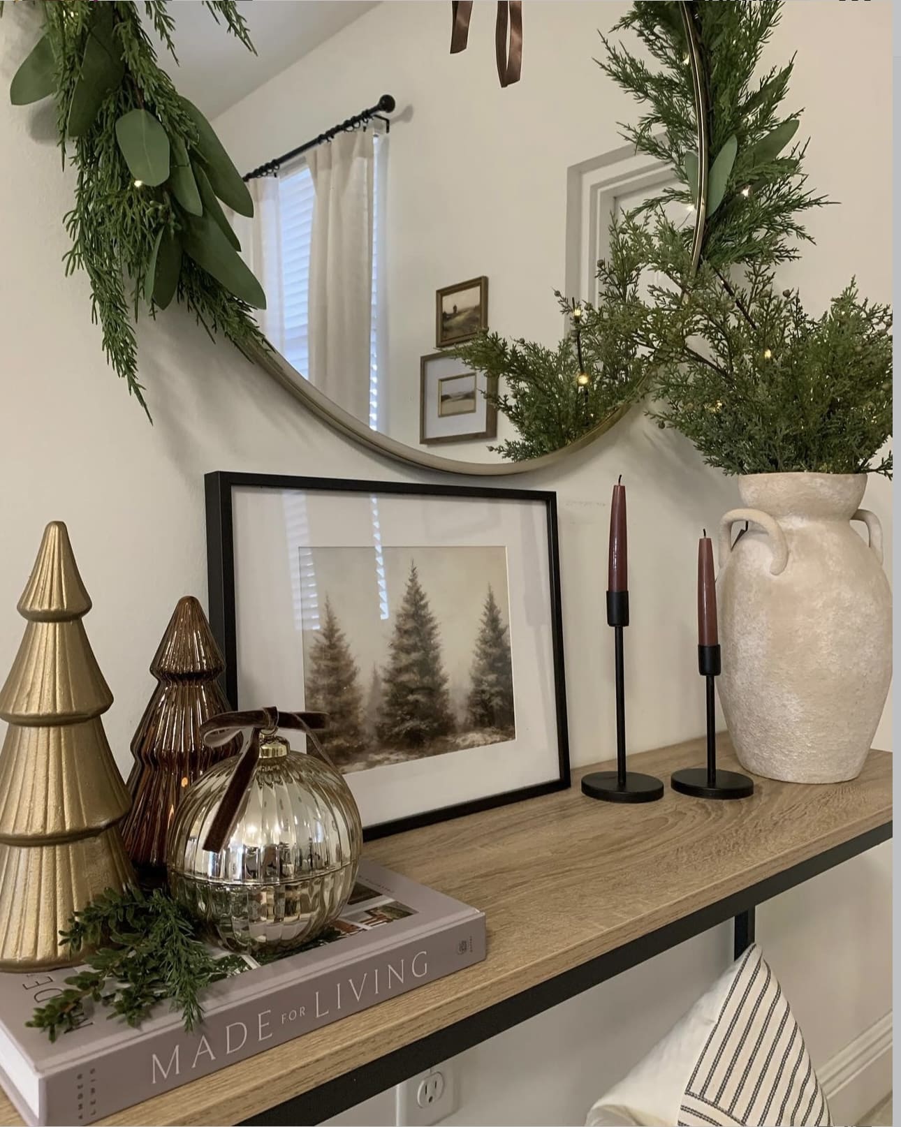 Christmas Apartment Decor Ideas