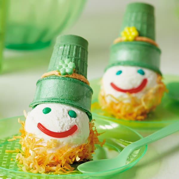 Happy Lepre cones St. Patricks Day dessert 600 St. Patrick's Day Dessert Ideas