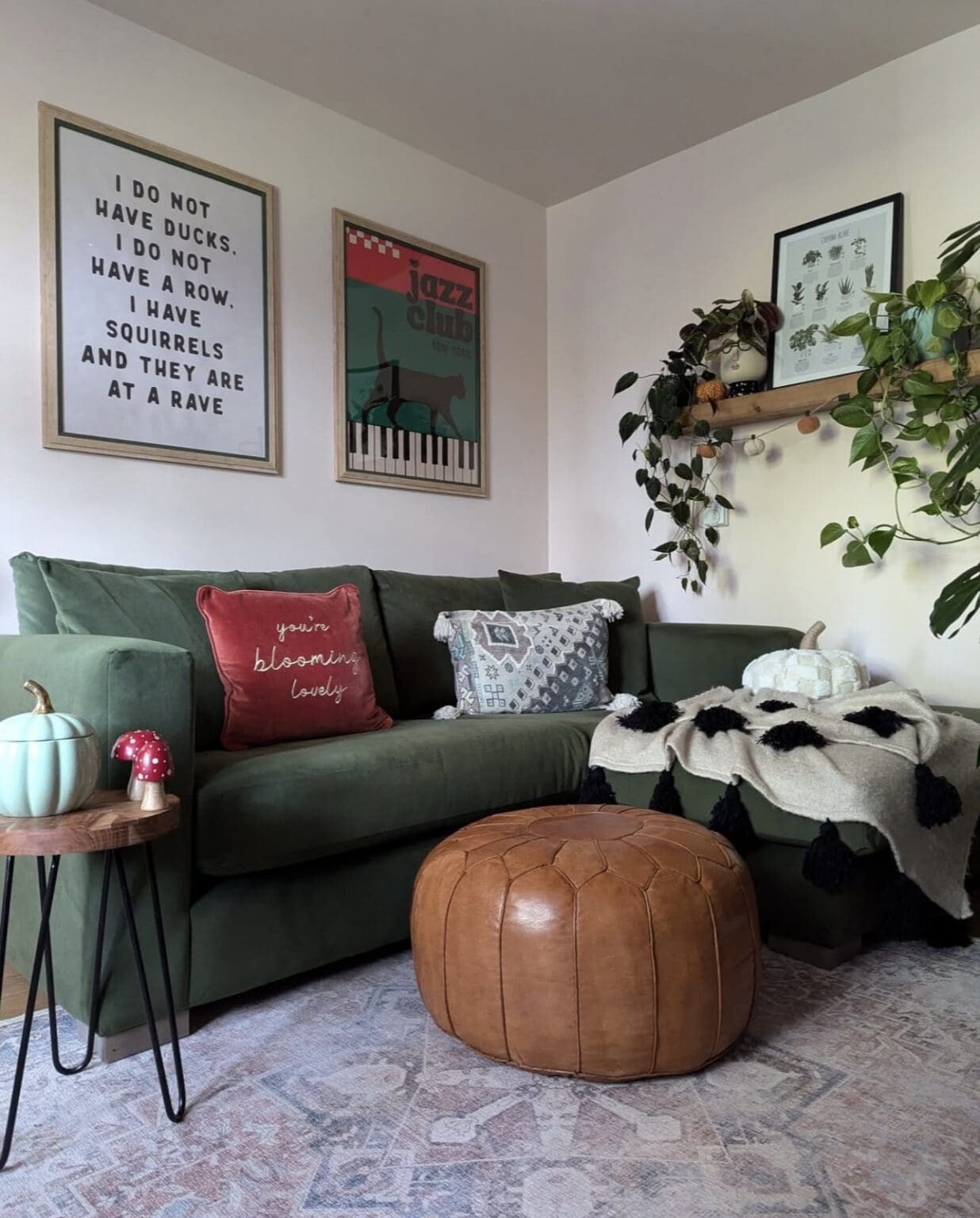 Gallery Detail: 30 Stunning Green Sofa Living Room Ideas You Ll Love