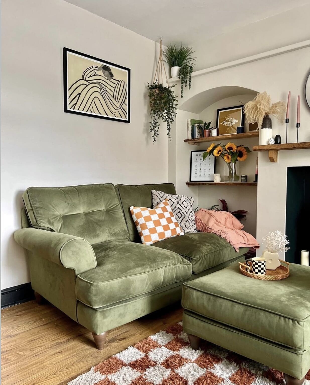 30 Stunning Green Sofa Living Room Ideas You'll Love
