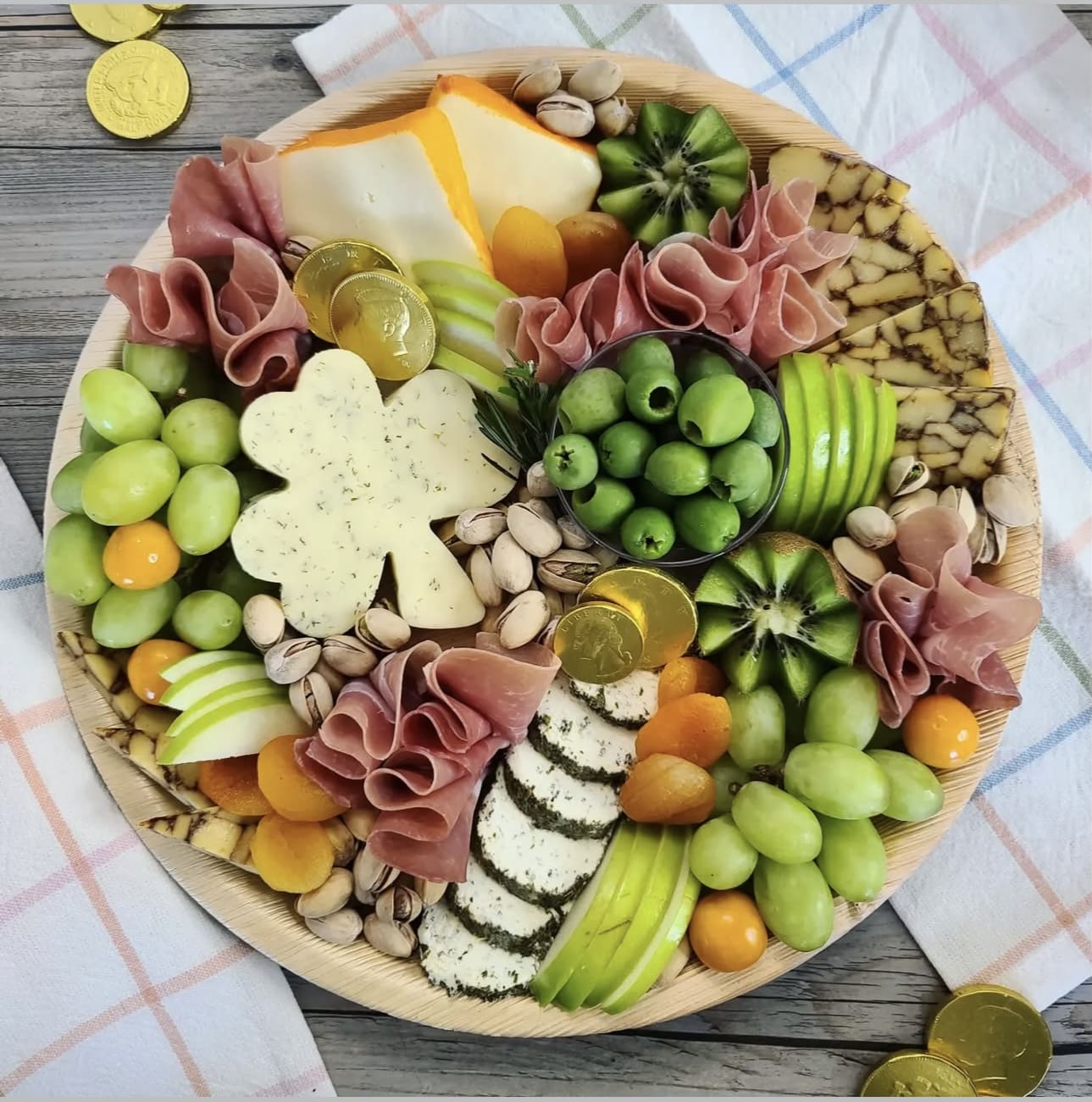 IMG 3410 St. Patrick's Day Charcuterie Board Ideas