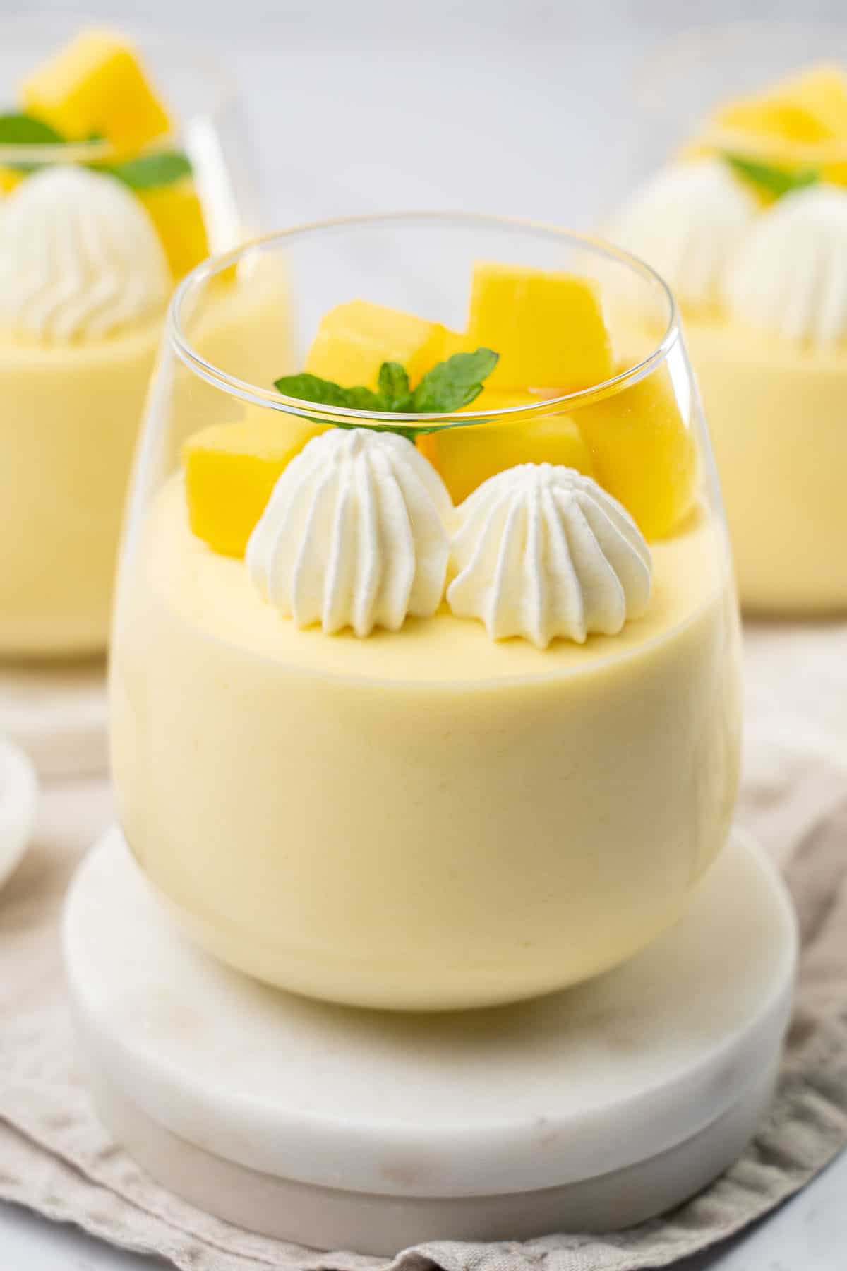 Mango mousse 00945 Mini Dessert Cup Ideas