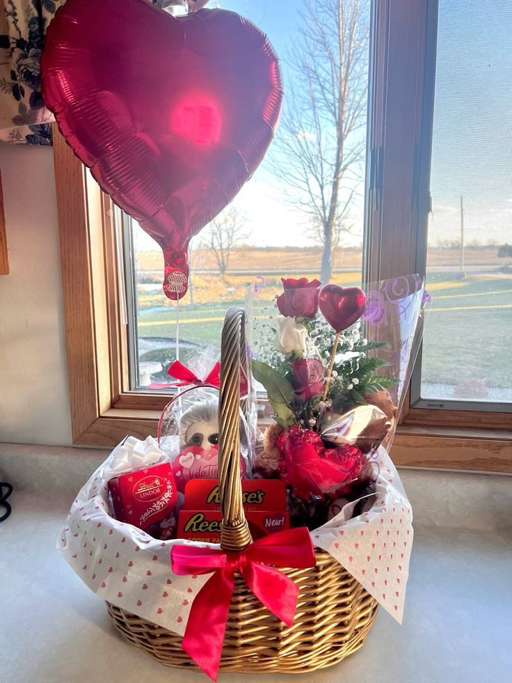 valenetines guft basket ideas IMG 1228 Valentine's Day Gift Basket Ideas