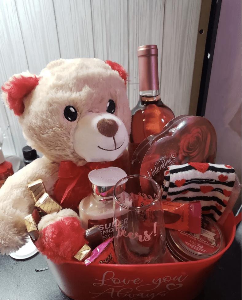 valenetines guft basket ideas Screenshot 2025 11 18 at 17.17.07 Valentine's Day Gift Basket Ideas