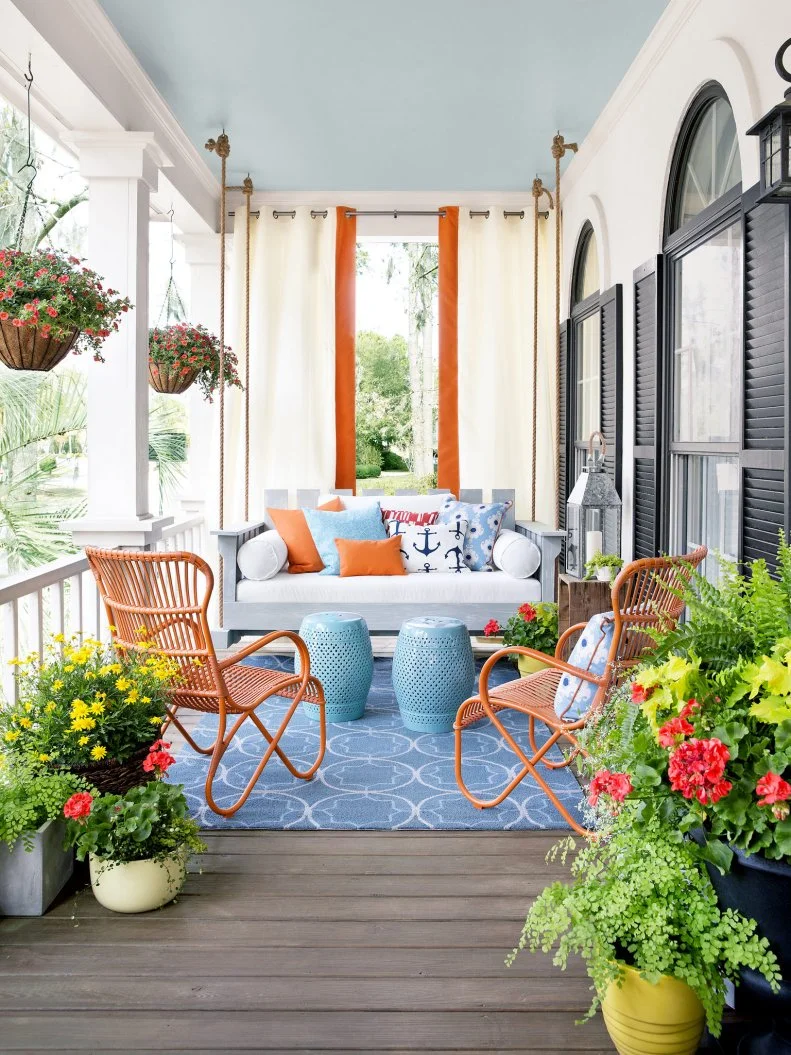 1405368693952 Spring Front Porch Decor Ideas