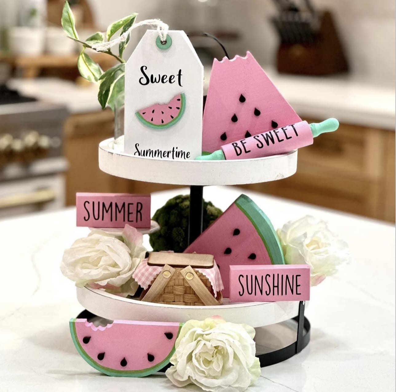 IMG 7021 Summer Tiered Tray Ideas