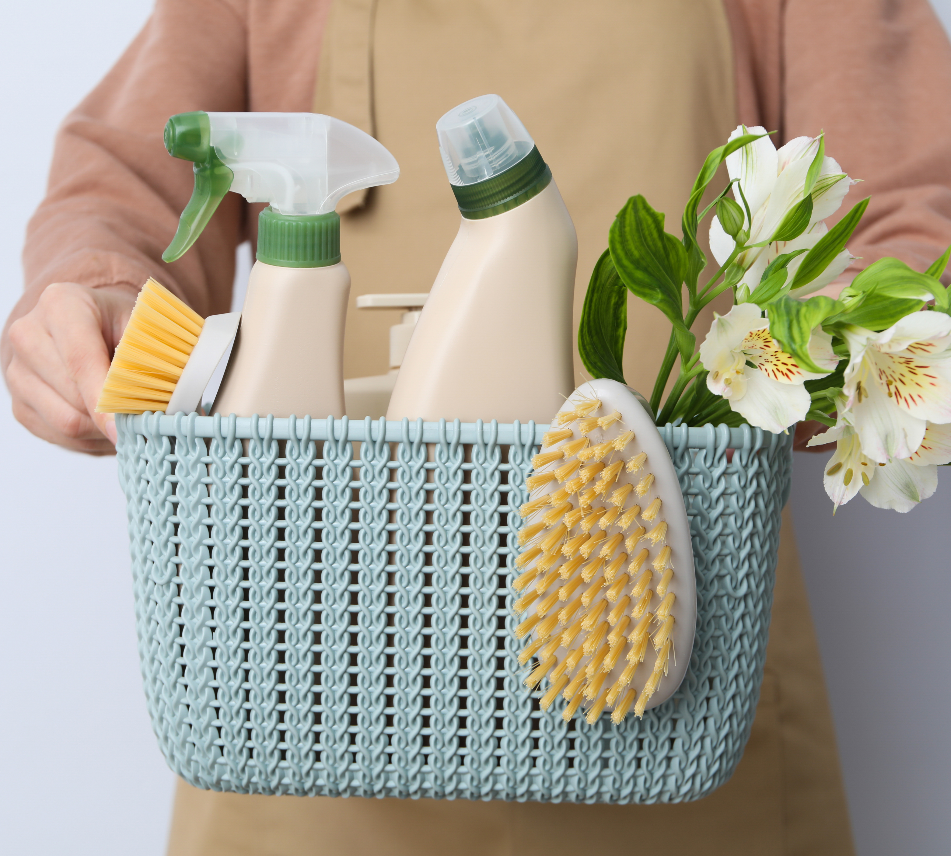 Untitled 1000 x 900 px 1 Spring Cleaning Checklist