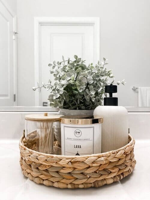 e4d26d2397d3b96d92f0c4f3b6efc4cd Bathroom Counter Decor Ideas