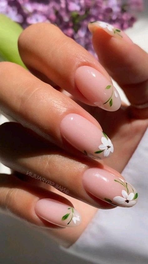IMG 0006 Neutral Summer Nail Ideas