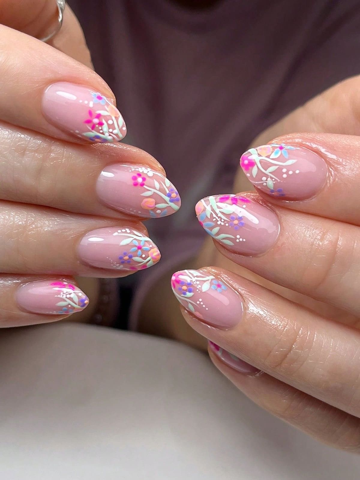 IMG 0026 Neutral Summer Nail Ideas