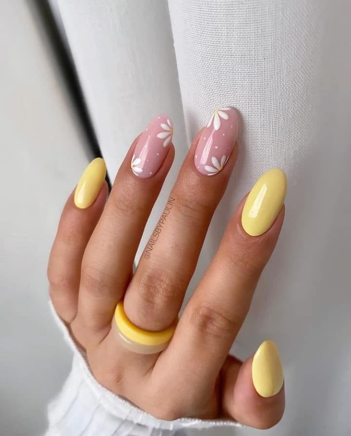IMG 9036 Yellow Nail Ideas