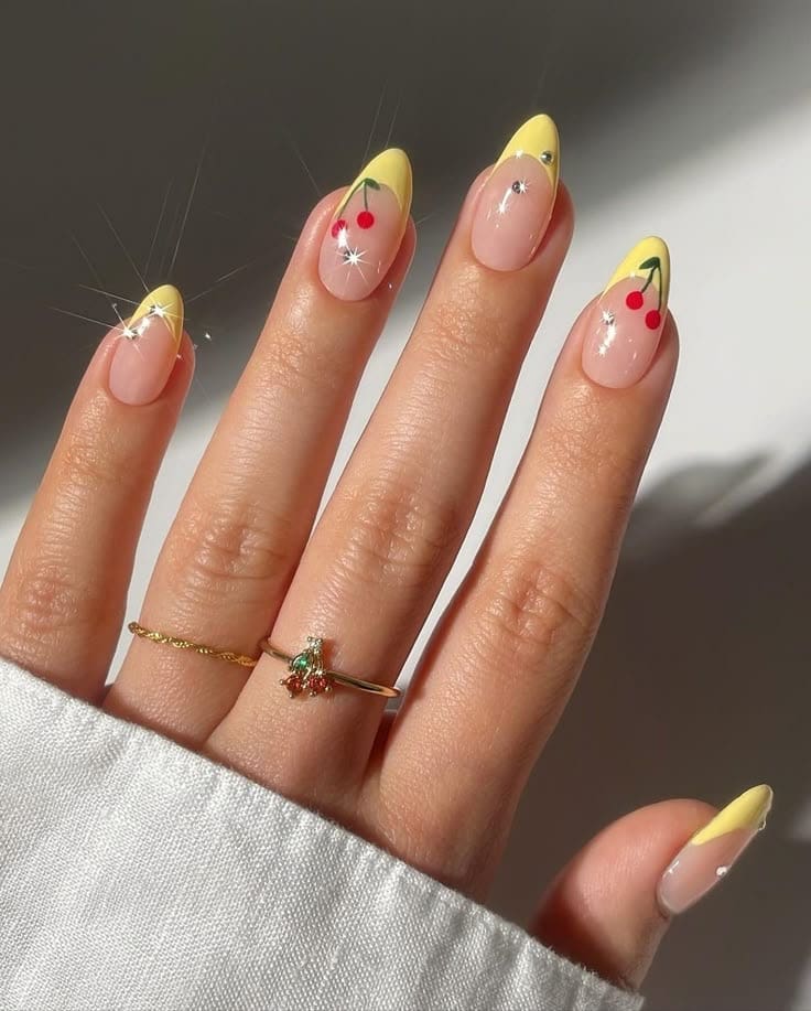 IMG 9047 Yellow Nail Ideas