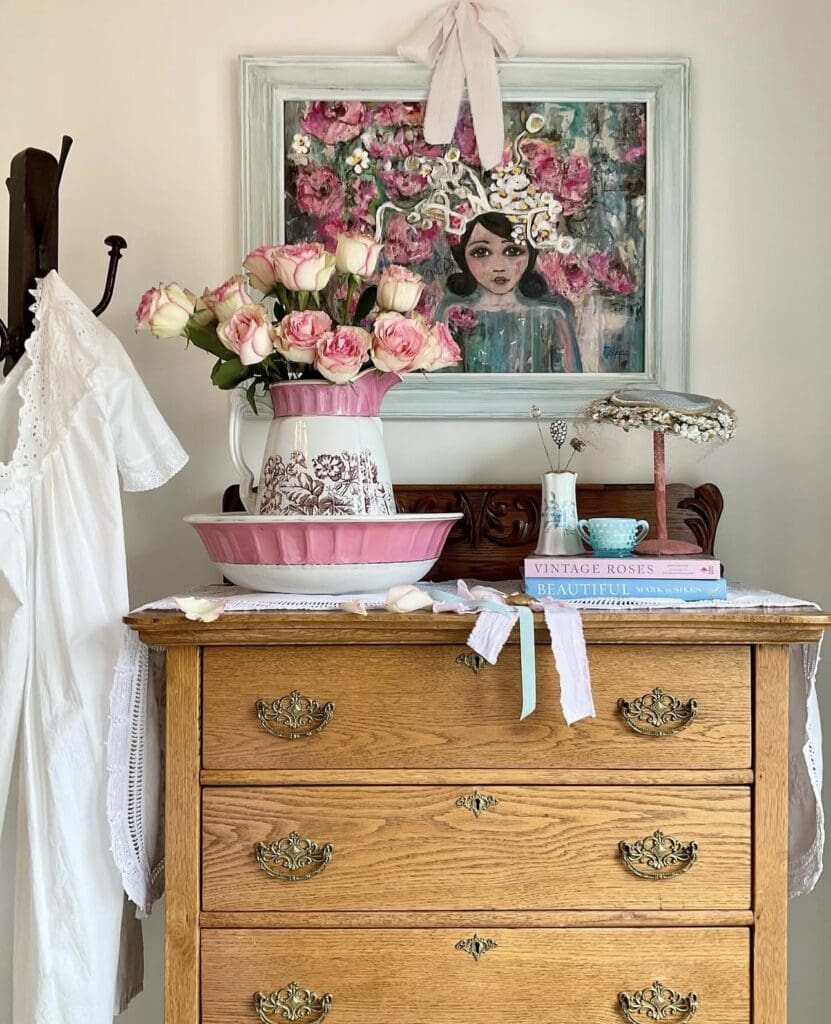 A closer look at Textured Shabby Chic Walls