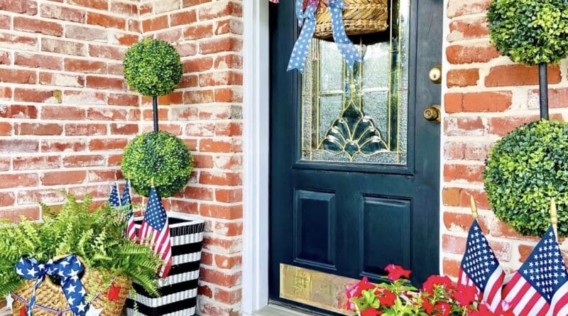4th of July Front Porch Decor Ideas