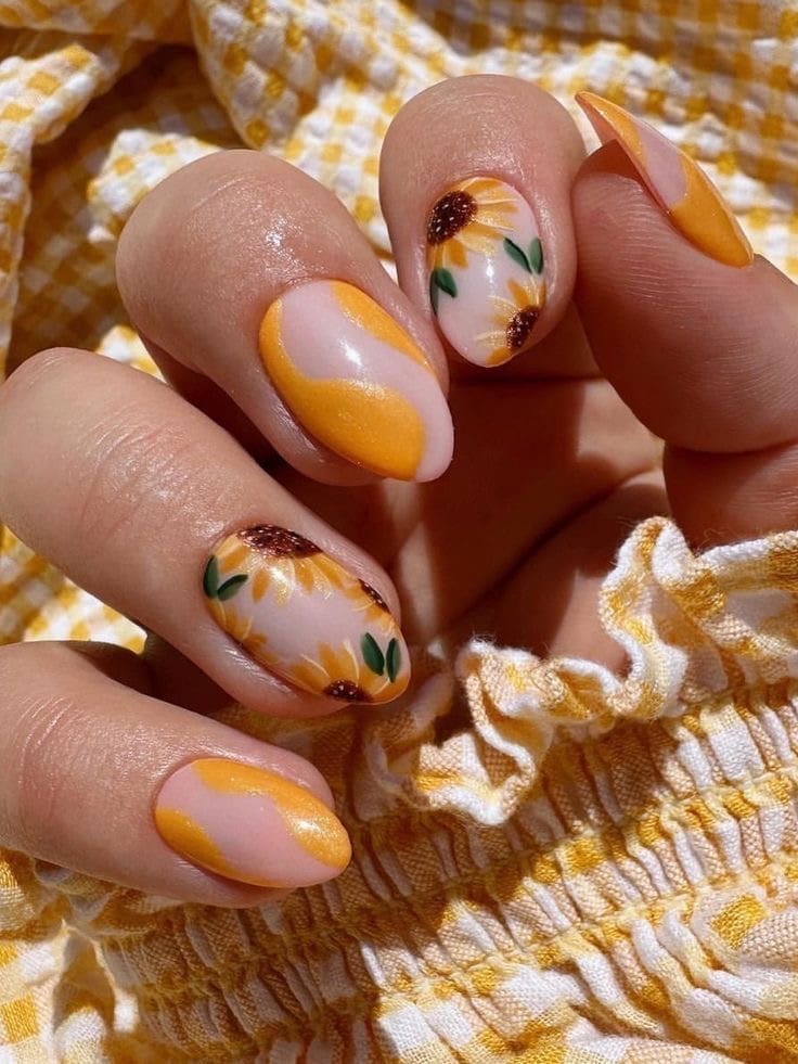 IMG 1521 Sunflower Nail Ideas